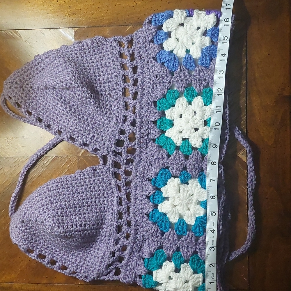 Handmade crochet tank top - Picture 4 of 4